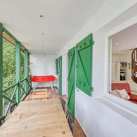 Villa Lantern House Retreat And Chessy (Seine-et-Marne)
